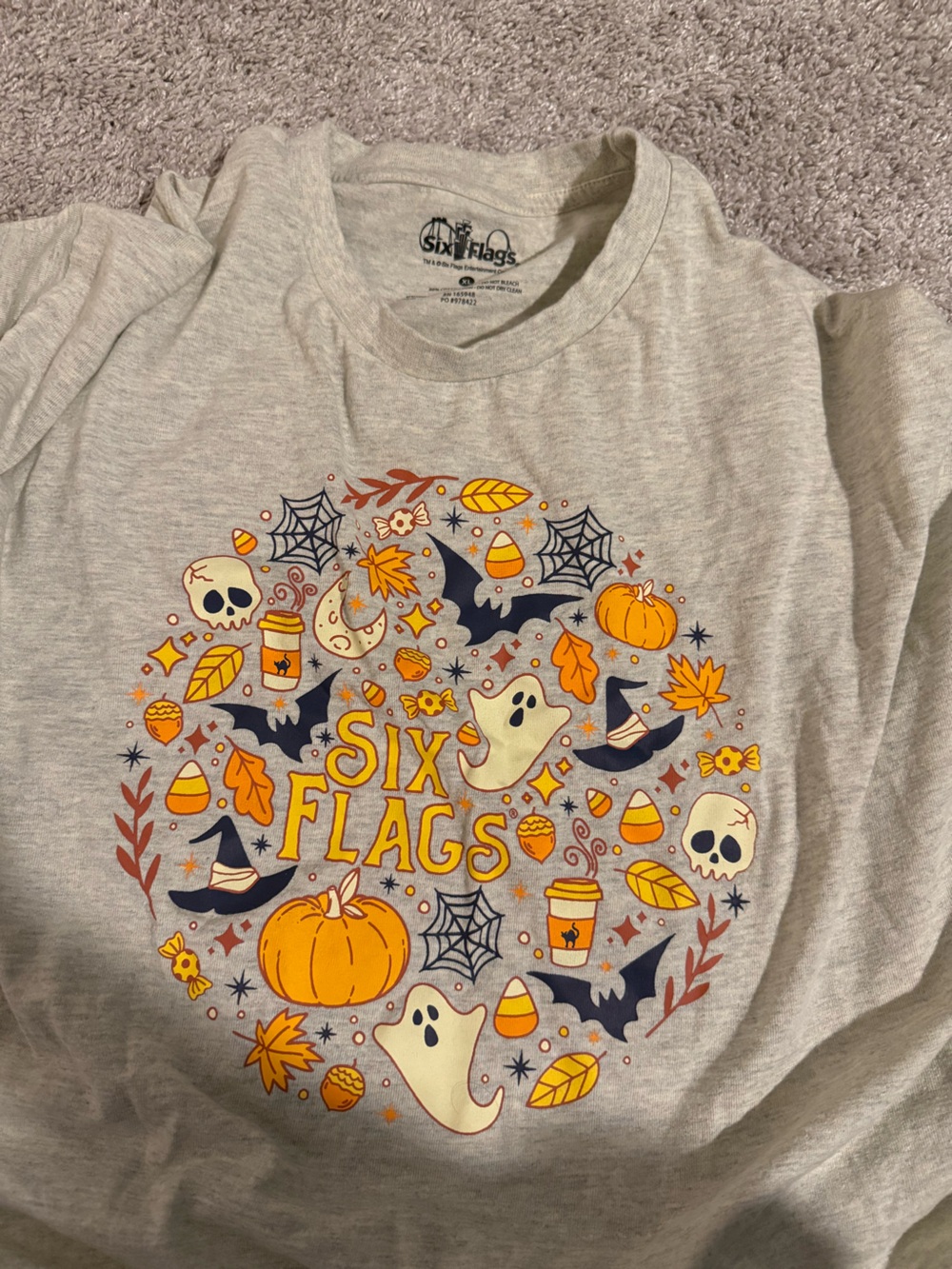 Women’s Halloween Graphic long sleeve - Light Gray with Orange & Black 6 flags